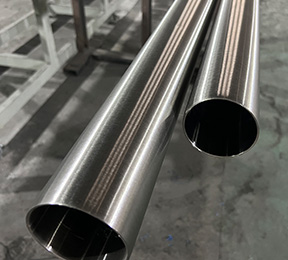 Performance changes of stainless steel pipes at low temperatures